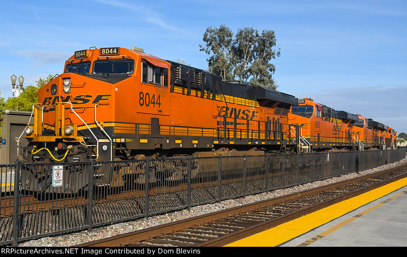 BNSF 8044